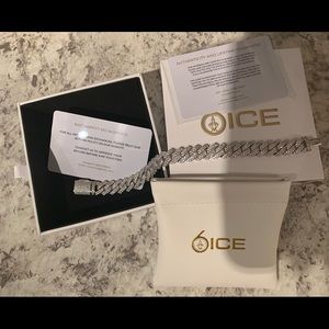 6ice Mens 8 inch white 14k gold bracelet.